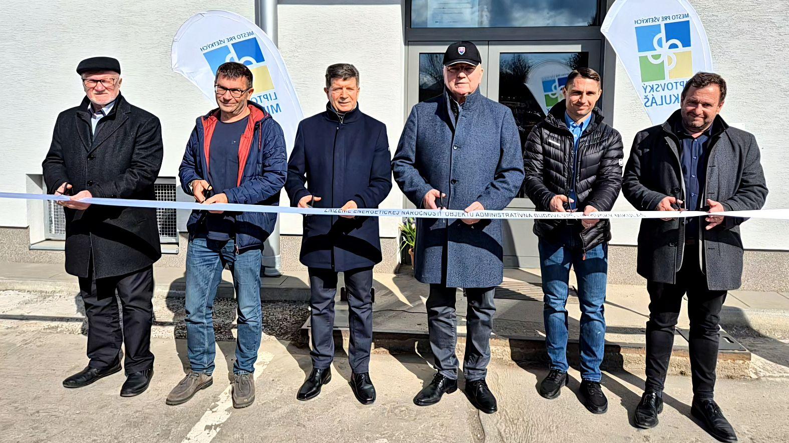 Zelená strecha a vegetačné steny budú regulovať teplo