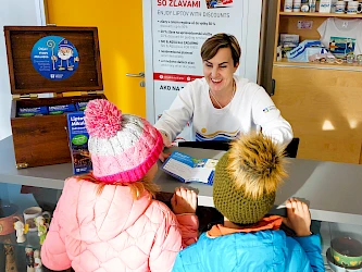 Mikulášske Vianoce sú plné noviniek: Vianočná pošta, dobrodružná hra aj pieskové divadlo