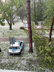 Mesto Prešov vyhlásilo mimoriadnu situáciu po silnej búrke spojenej so silným krupobitím