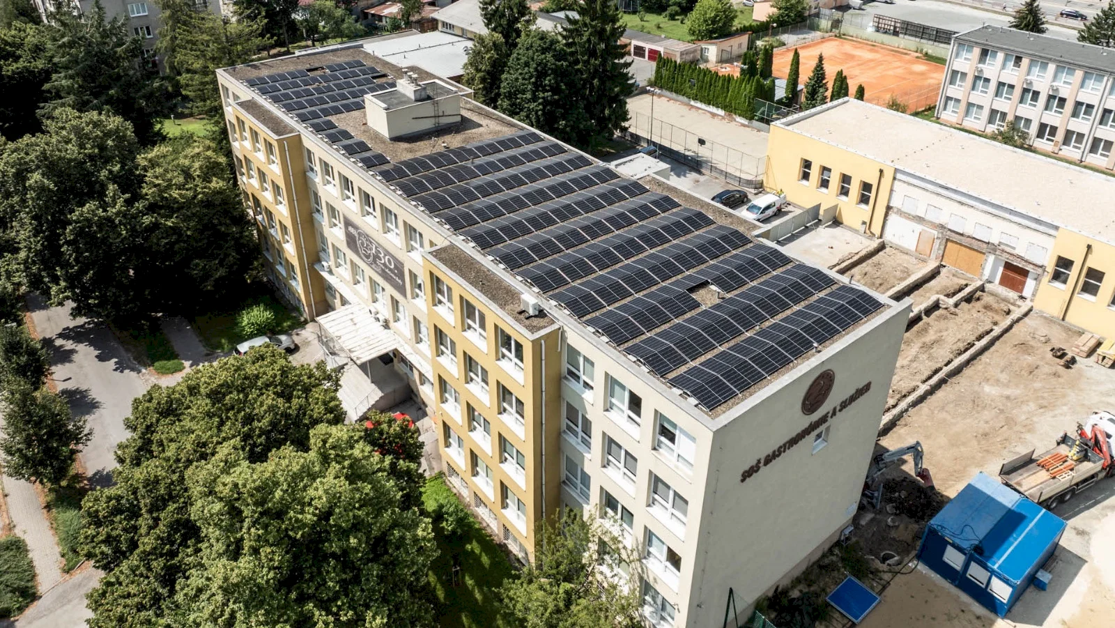 PSK buduje moderný energetický systém prepájajúci výrobu, zdieľanie aj riadenie spotreby