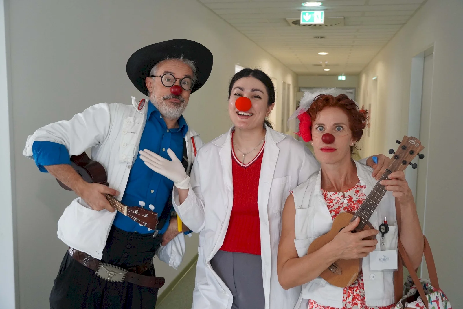 Zdravotní klauni priniesli úsmev do Biomedicínskeho centra SAV